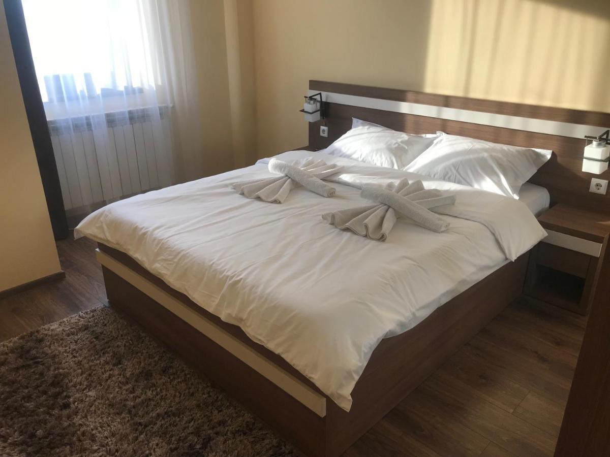 Constantin Lake View Apartment Констанца Екстериор снимка